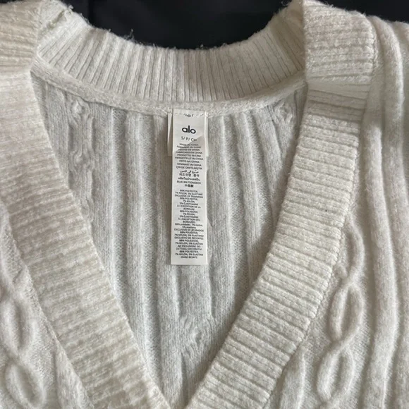 ALO cable knit cardigan - Picture 2 of 5